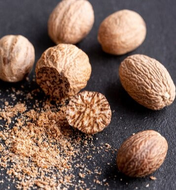 Nutmeg / Jaiphal